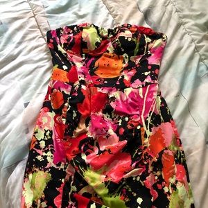 Forever 21 XS strapless short dress